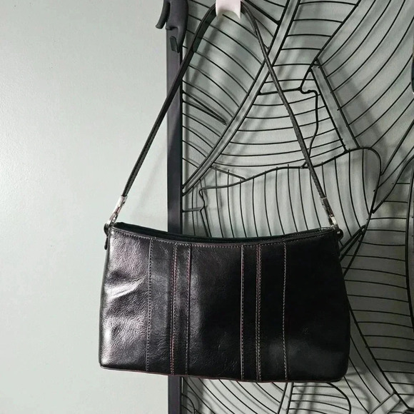 Etienne Aigner | Vienna Collection  Black Genuine Leather Baguette Shoulder Bag - Picture 3 of 15